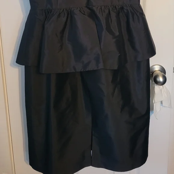 Black Halter Top Peplum Cocktail Dress - Picture 3 of 4